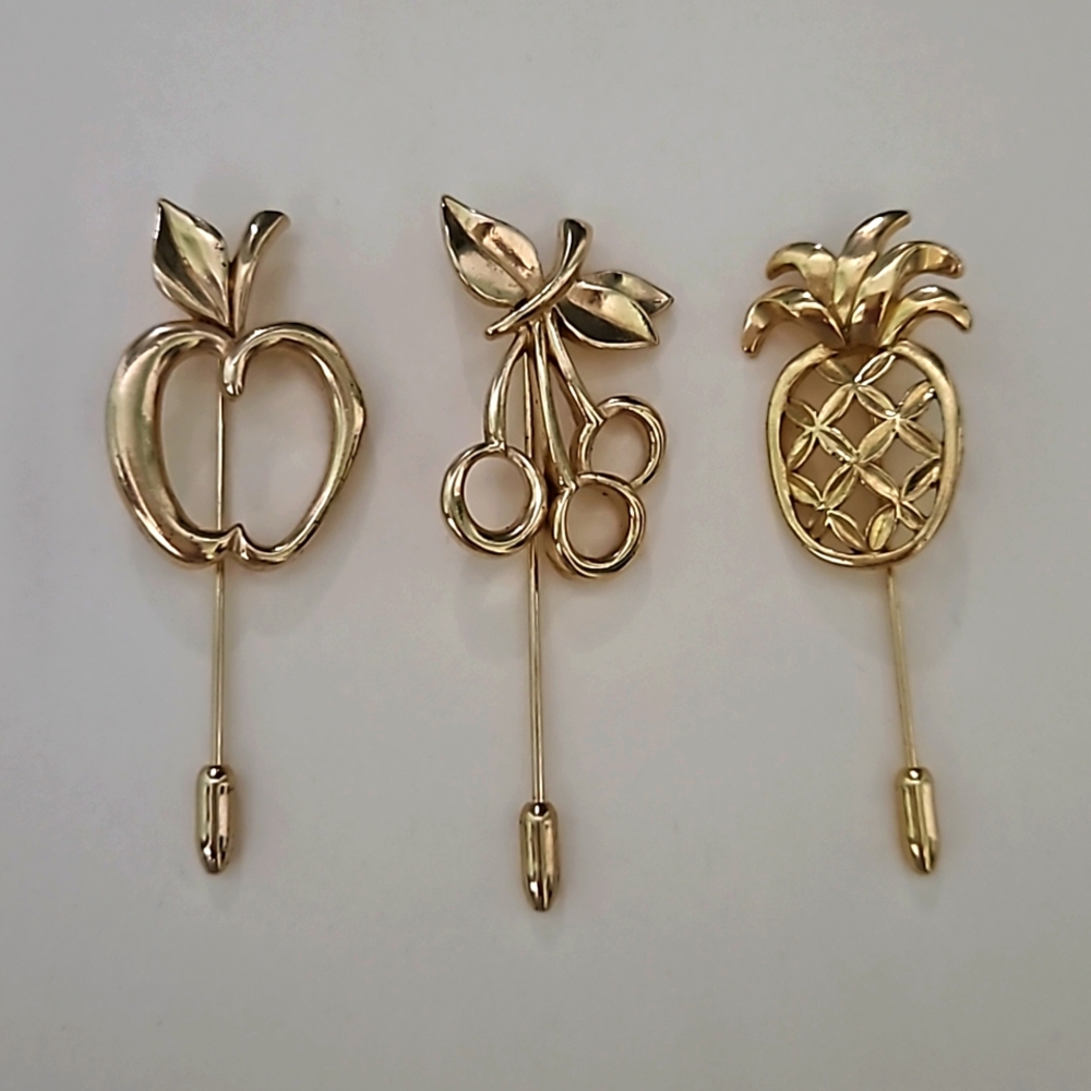 Set of 3 vintage gold-tone fruit stick pins (apple, cherry and pineapple)